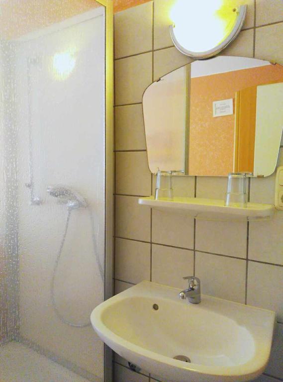 Hotel Yans Oberhausen  Ruang foto