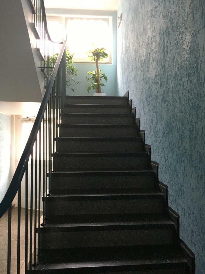 Hotel Yans Oberhausen  Bagian luar foto